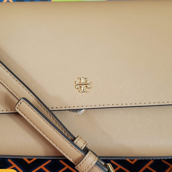 π―AUTHENTIC - Picture 1 of 3